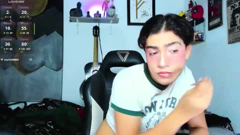 Cinamon Girl online show from January 7, 9:50 pm