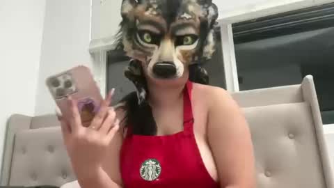 Snapshot of cinnanicos chatting on October 11, 6:34 am Nicky online show from October 11, 6:34 am