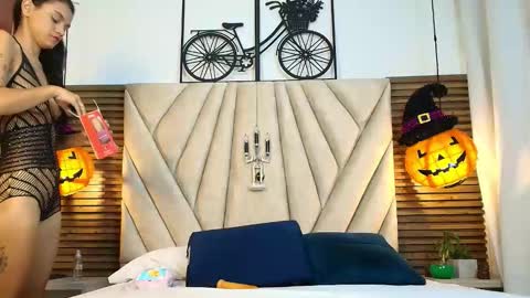 cinthiabaker online show from November 1, 12:07 pm