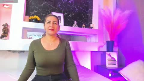 Cinthya  online show from March 7, 12:57 pm