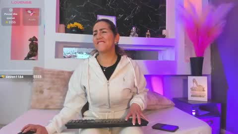 Cinthya  online show from March 20, 12:10 pm