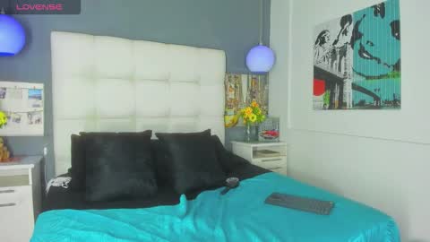 Snapshot of cinthya_walker1 chatting on March 2, 3:08 pm cinthya_walker1 online show from March 2, 3:08 pm