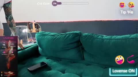 Circescream online show from March 31, 8:09 pm