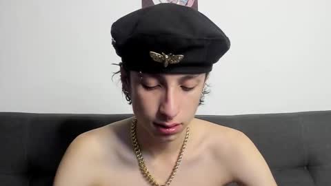 cirosky_elchicopolla online show from December 20, 3:57 am