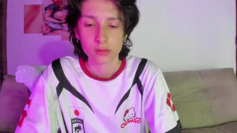 cirosky_elchicopolla online show from April 10, 3:34 am