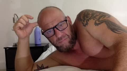 . online show from May 5, 10:07 pm