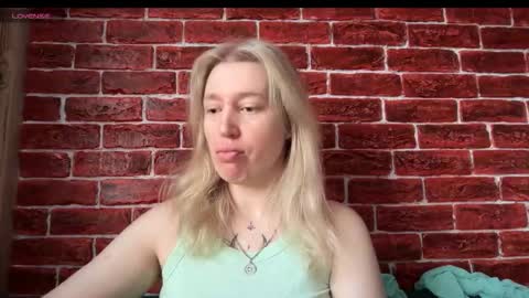 citrusblissss online show from November 3, 2:13 am