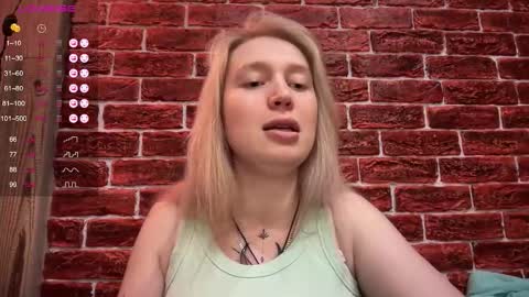 citrusblissss online show from November 10, 12:26 pm