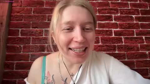 citrusblissss online show from November 14, 3:27 am