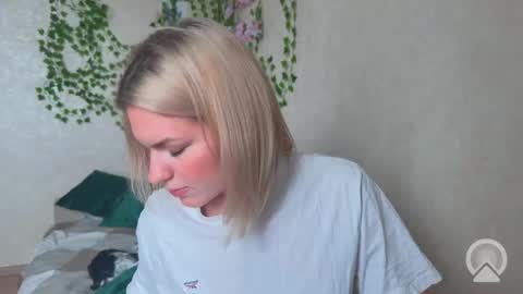 Snapshot of citruska chatting on September 19, 9:43 am karina online show from September 19, 9:43 am