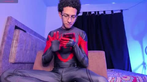 cj_davis1 online show from March 17, 2:27 am