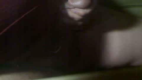 Snapshot of cjbiscuit21 chatting on May 24, 4:39 am Luvass21 online show from May 24, 4:39 am