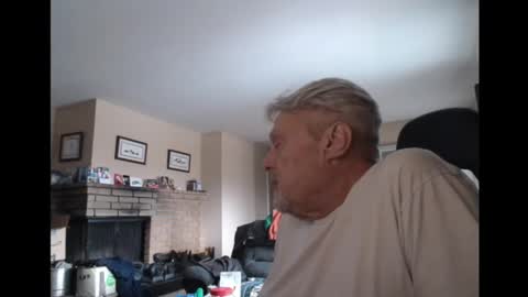 Snapshot of cjscout chatting on January 21, 9:25 pm cjscout online show from January 21, 9:25 pm