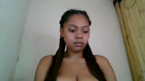 ckamilla45 online show from October 17, 6:38 am