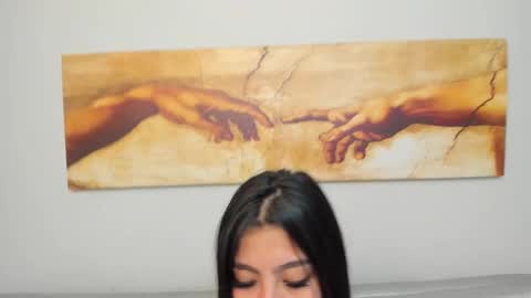 Snapshot of claire_aristizabal chatting on December 29, 12:55 pm claire aristizabal online show from December 29, 12:55 pm
