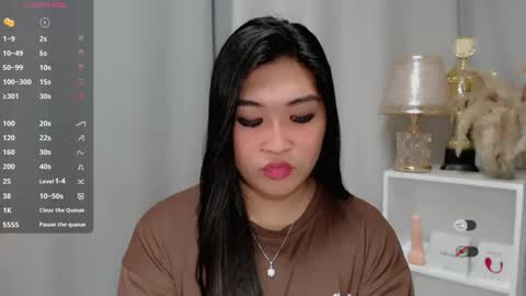 Snapshot of claire_wntr chatting on April 25, 1:41 pm CLAIRE online show from April 25, 1:41 pm