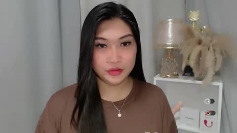 Snapshot of claire_wntr chatting on May 24, 4:23 pm CLAIRE online show from May 24, 4:23 pm