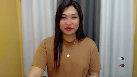 Snapshot of clairewntr_ chatting on December 28, 3:04 pm CLAIRE online show from December 28, 3:04 pm