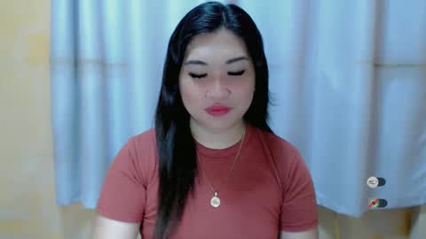 Snapshot of clairewntr_ chatting on January 7, 3:35 am CLAIRE online show from January 7, 3:35 am