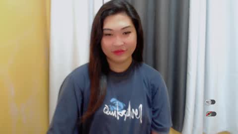 Snapshot of clairewntr_ chatting on January 18, 4:10 pm CLAIRE online show from January 18, 4:10 pm