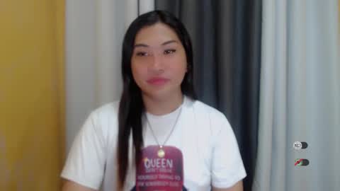 Snapshot of clairewntr_ chatting on January 19, 2:17 pm CLAIRE online show from January 19, 2:17 pm
