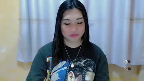 Snapshot of clairewntr_ chatting on January 23, 6:17 am CLAIRE online show from January 23, 6:17 am