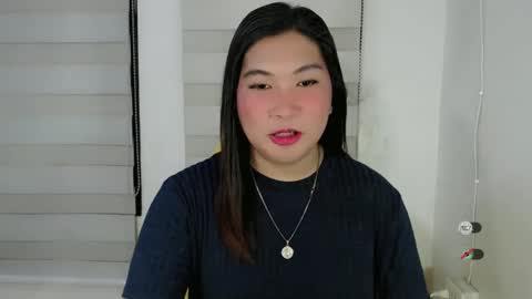 Snapshot of clairewntr_ chatting on February 27, 4:31 am CLAIRE online show from February 27, 4:31 am