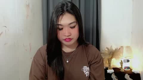 Snapshot of clairewntr_ chatting on September 16, 5:47 pm CLAIRE online show from September 16, 5:47 pm