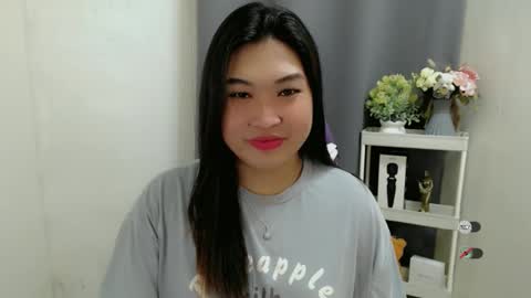 Snapshot of clairewntr_ chatting on September 17, 10:22 pm CLAIRE online show from September 17, 10:22 pm