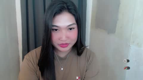 Snapshot of clairewntr_ chatting on October 5, 5:11 pm CLAIRE online show from October 5, 5:11 pm