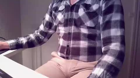 Snapshot of clamshive7 chatting on February 3, 8:58 pm clamshive7 online show from February 3, 8:58 pm