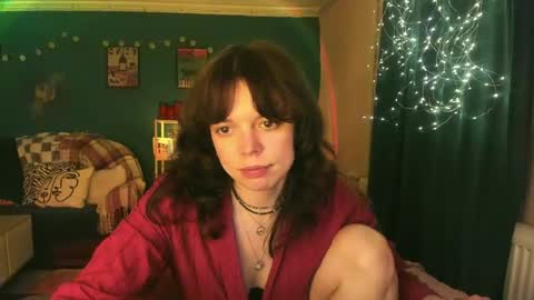 Snapshot of clancyosbourne chatting on April 16, 9:39 pm Clancy online show from April 16, 9:39 pm