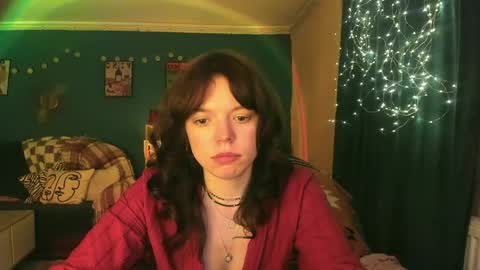 Snapshot of clancyosbourne chatting on April 17, 9:40 pm Clancy online show from April 17, 9:40 pm