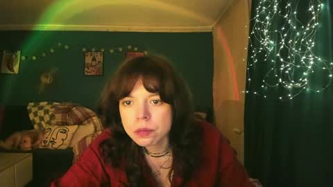Snapshot of clancyosbourne chatting on April 19, 5:23 pm Clancy online show from April 19, 5:23 pm