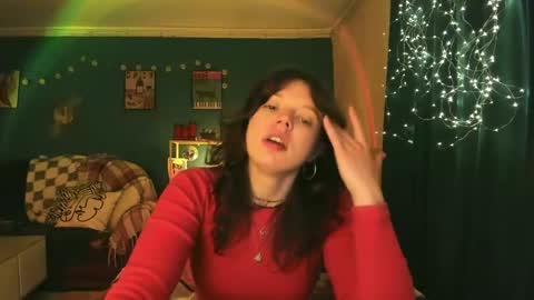 Snapshot of clancyosbourne chatting on April 23, 8:55 pm Clancy online show from April 23, 8:55 pm