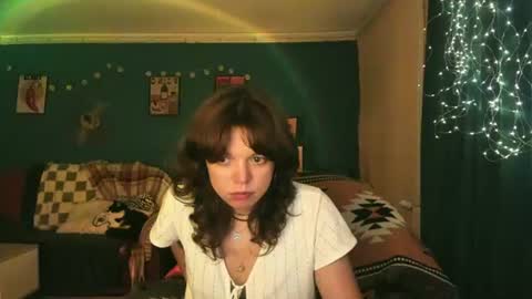 Snapshot of clancyosbourne chatting on June 22, 5:21 pm Clancy online show from June 22, 5:21 pm