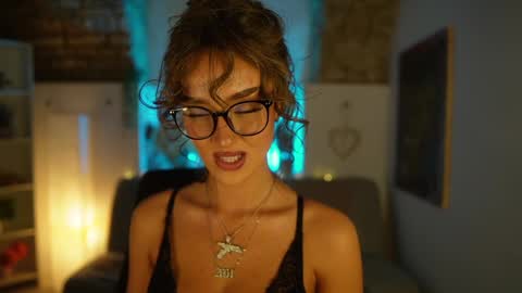 Clara smile online show from February 11, 11:12 pm