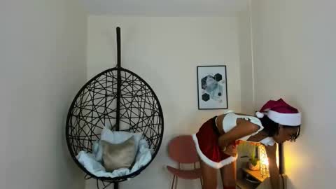 Clara  online show from December 25, 10:16 pm