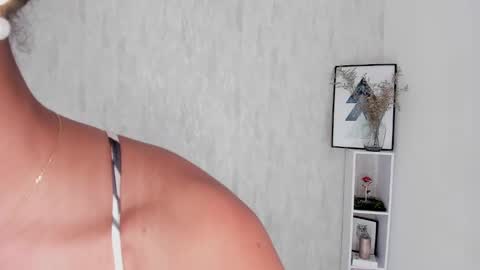 Clara  online show from January 5, 6:02 am