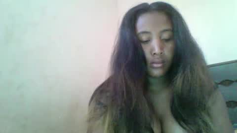 Clarah0123 online show from December 5, 7:27 am