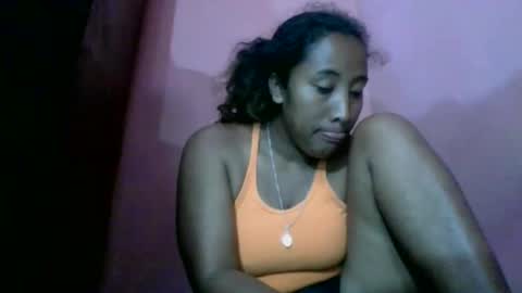 Snapshot of clarah0123 chatting on May 15, 8:43 am Clarah0123 online show from May 15, 8:43 am