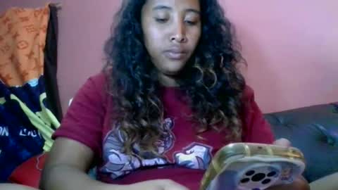 Snapshot of clarah0123 chatting on May 30, 10:34 am Clarah0123 online show from May 30, 10:34 am