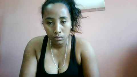 Snapshot of clarah0123 chatting on June 13, 8:23 am Clarah0123 online show from June 13, 8:23 am