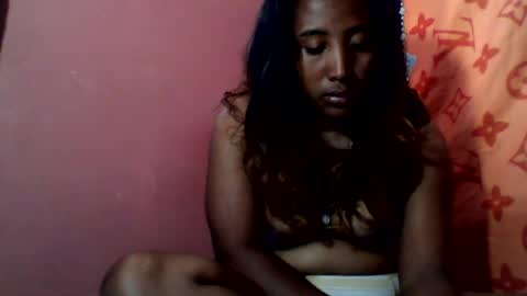Snapshot of clarah0123 chatting on July 5, 8:54 am Clarah0123 online show from July 5, 8:54 am