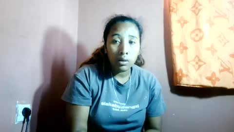 Snapshot of clarah0123 chatting on July 17, 7:48 am Clarah0123 online show from July 17, 7:48 am