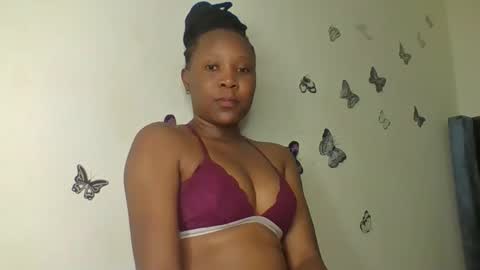 clara11 online show from April 16, 9:39 pm