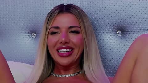 ClaraHazel online show from January 28, 2:32 am