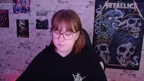 Clarissa online show from May 11, 2:45 pm