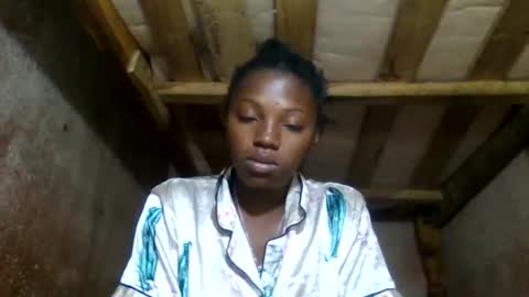 clarisse98 online show from May 18, 4:51 am