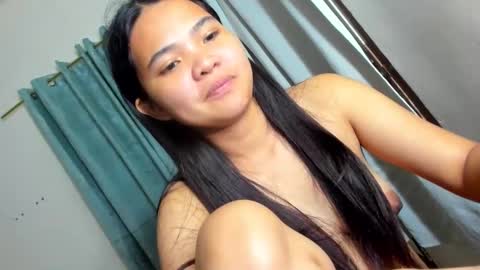Snapshot of clarita_moore1000 chatting on January 18, 10:28 am Rita online show from January 18, 10:28 am